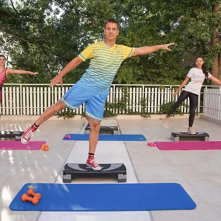 Готель Grifid Arabella