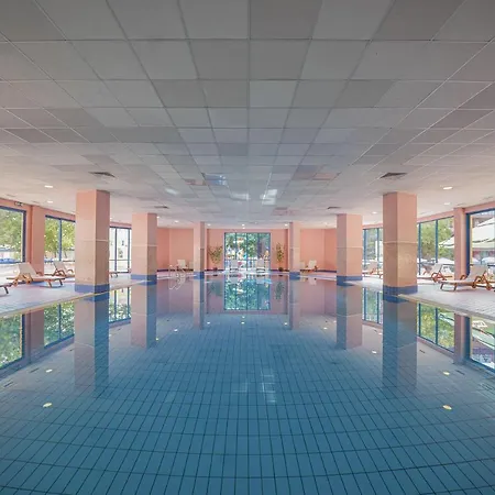 Grifid Arabella Hotel 4*