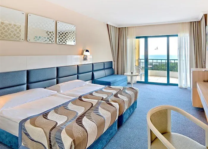 ホテル Grifid Arabella 4*