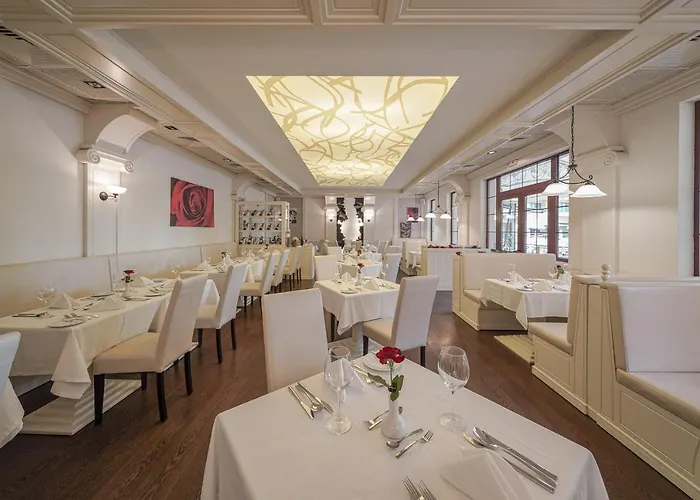 ホテル Grifid Arabella 4*