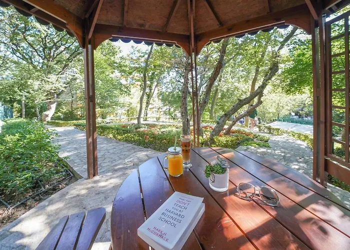 ホテル Grifid Arabella