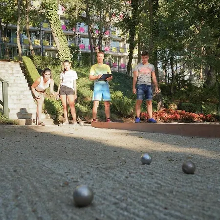 Grifid Arabella 4* 金沙